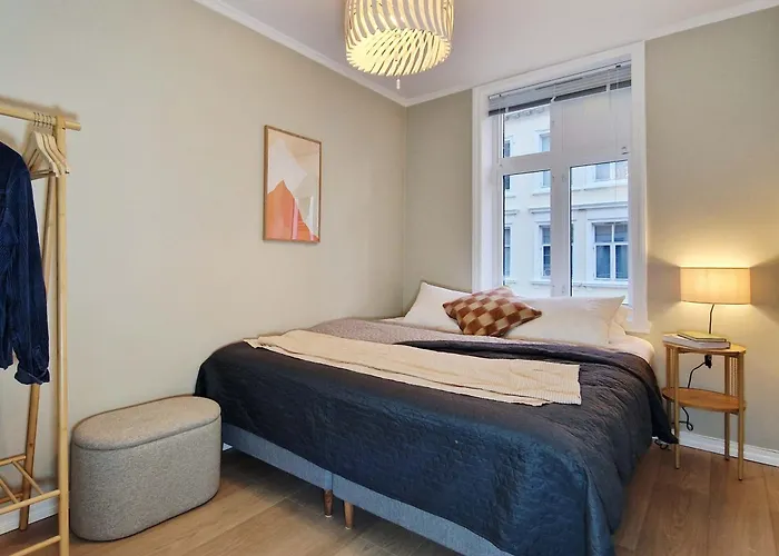 Modern 3 Bedroom 2 King Beds Near Bryggen