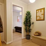 Modern 3 Bedroom 2 King Beds Near Bryggen