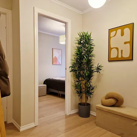 Modern 3 Bedroom 2 King Beds Near Bryggen