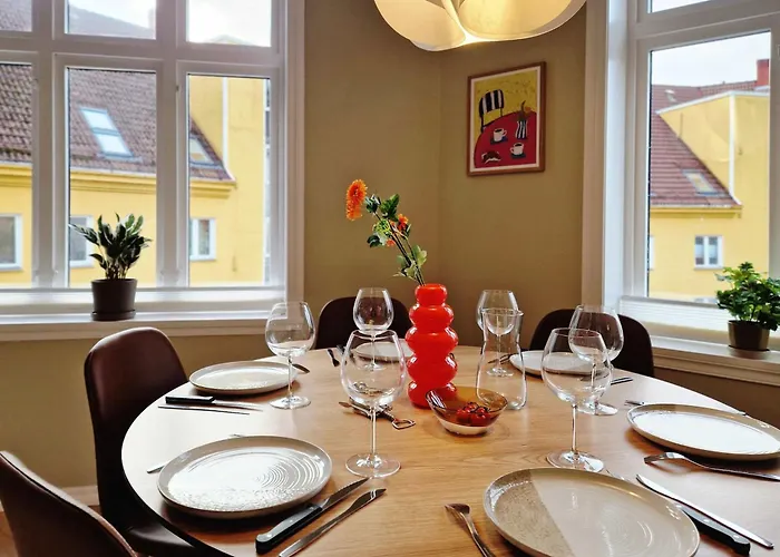 Modern 3 Bedroom 2 King Beds Near Bryggen Bergen