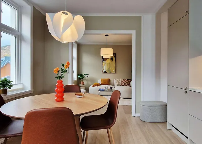 Modern 3 Bedroom 2 King Beds Near Bryggen * Bergen