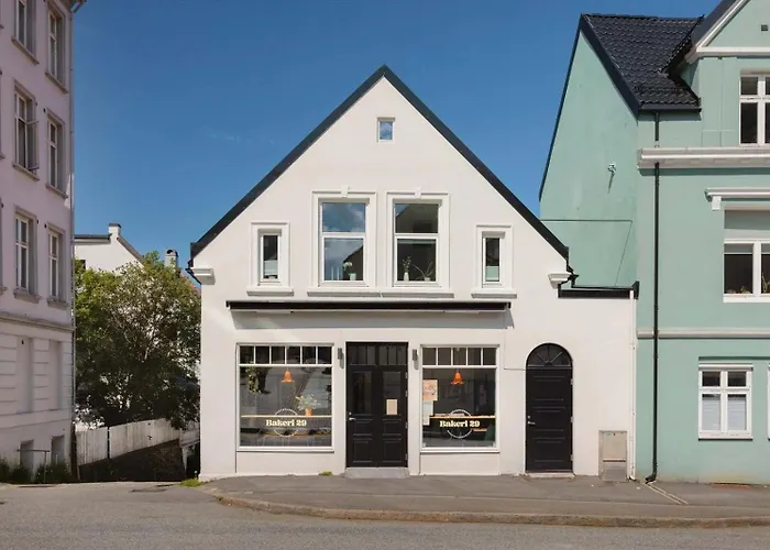 Modern 3 Bedroom 2 King Beds Near Bryggen * Bergen